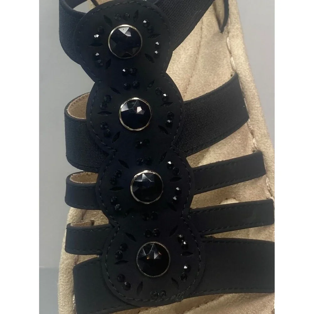 Cliffs By White Mountain Camryn Wedge Sandal Size 7 1/2 M. NEW No Box.